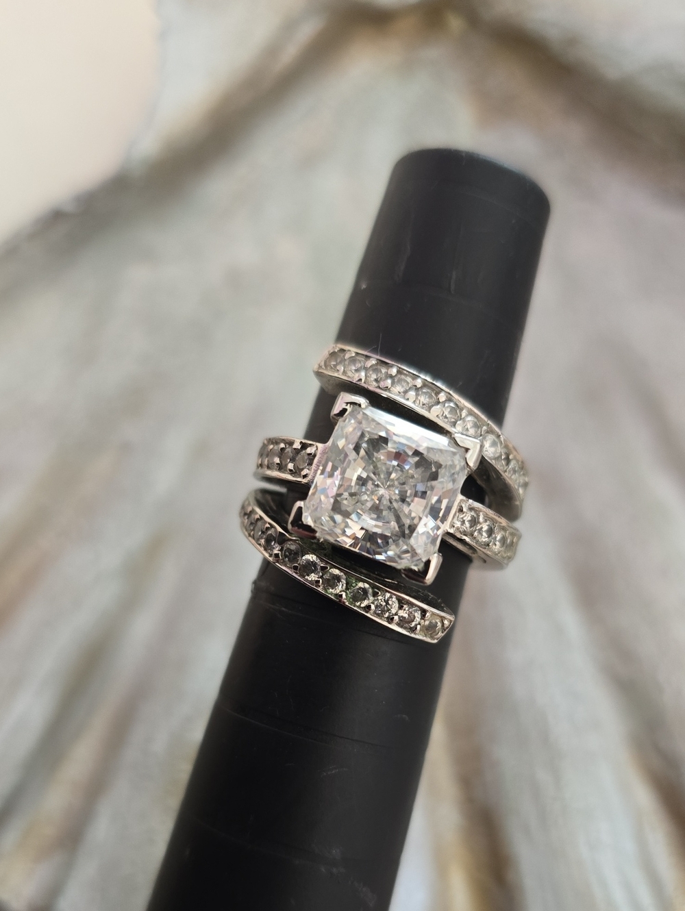 Silver White CZ Statement Ring - Elegant Sparkle